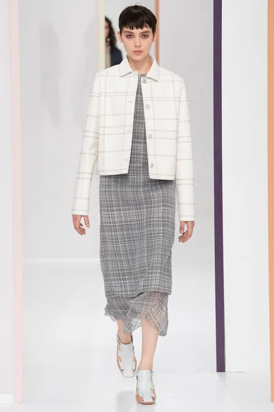 Look 21